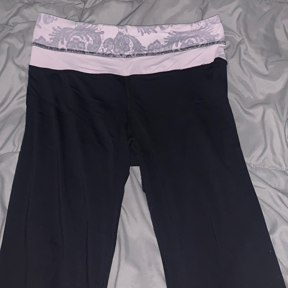 ululemon wide leg yoga pants